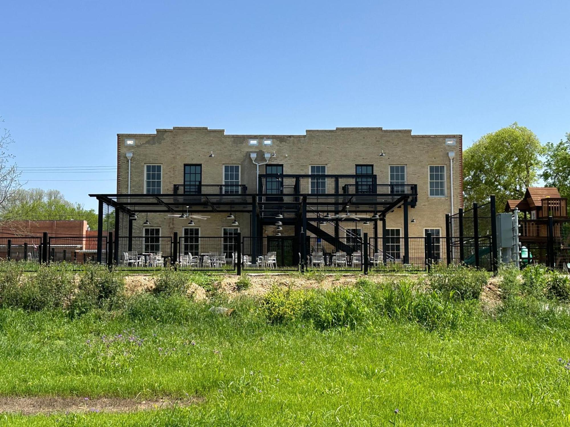Western 1924 Luxury Lofts Martindale Exterior foto